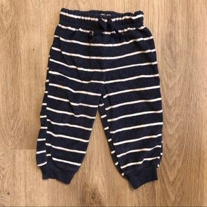 Carter’s Boy Blue & White Stripped Pants 6-9M